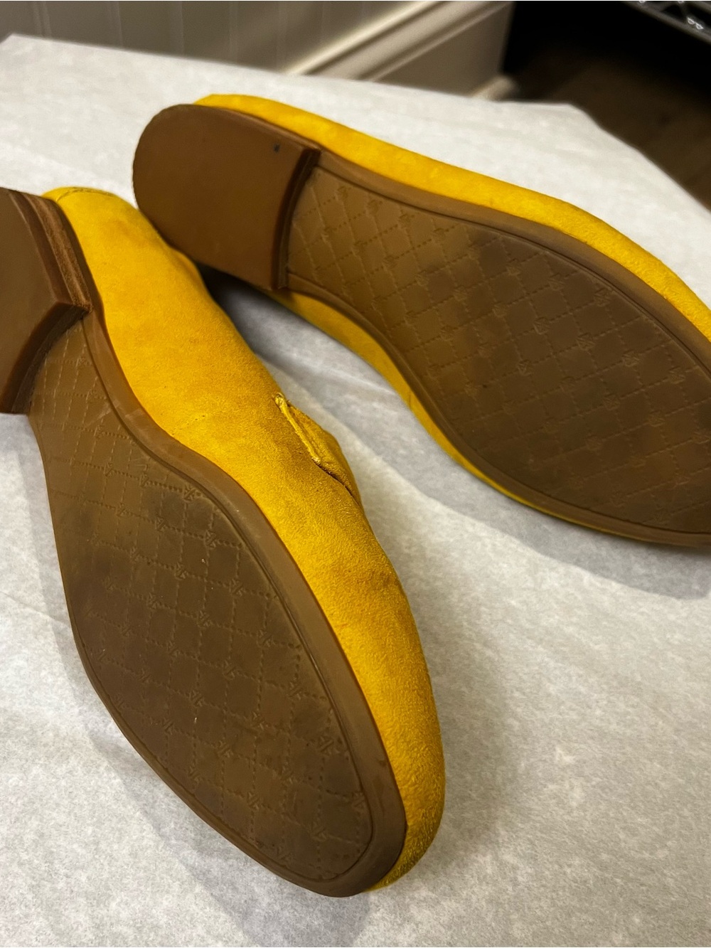 Antonio Melani Suede penny loafers in mustard yellow size 7 1/2 - Picture 8 of 12